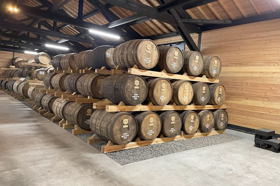 {V Yakushima Aging Cellar